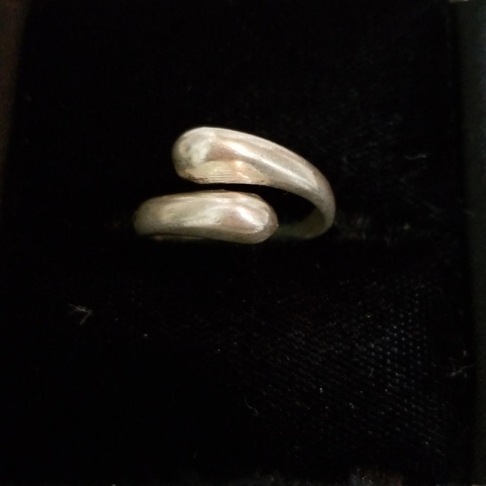 Vintage Mexican Artisan Made Sterling Ring